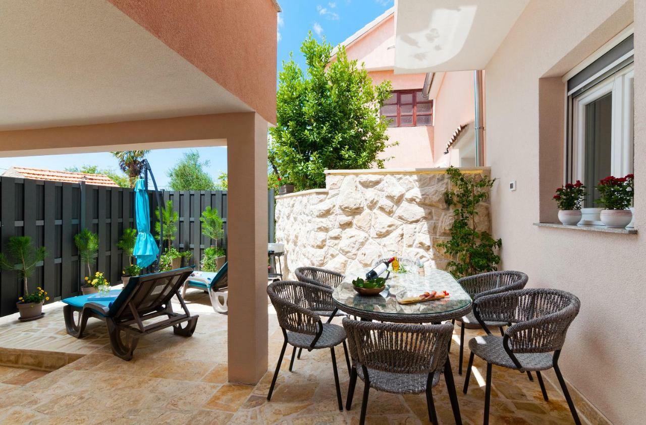 Apartment Stela - Private Terrace & Parking Ζαντάρ Εξωτερικό φωτογραφία